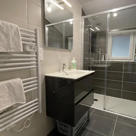 De 2 - Ancenis A11 - Logis Du Chateau Rouge Nyaraló Mésanger