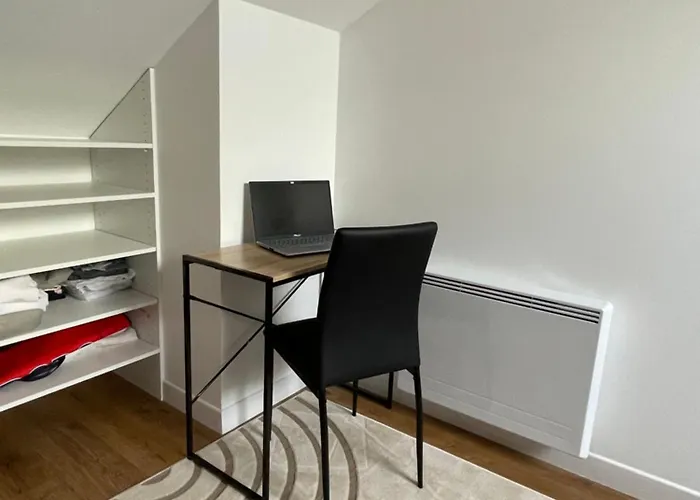 De 2 - Ancenis A11 - Logis Du Chateau Rouge Mésanger